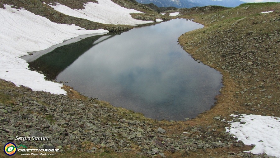 11 Lago sotto il Passo di Val Cervia.JPG